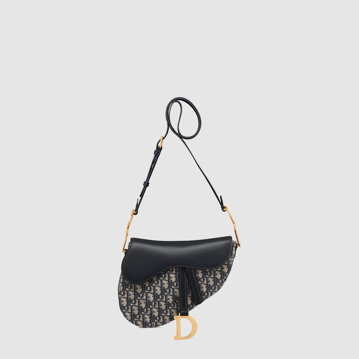 디올 Saddle 미디엄 스트랩 소프트백 M0466CDSS