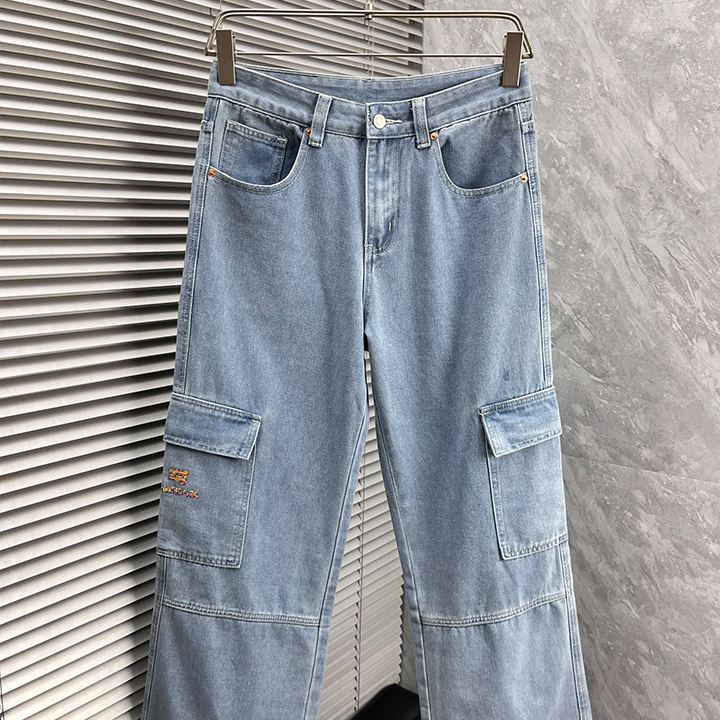 발렌시아가 트렌드 와이드 레그 청바지