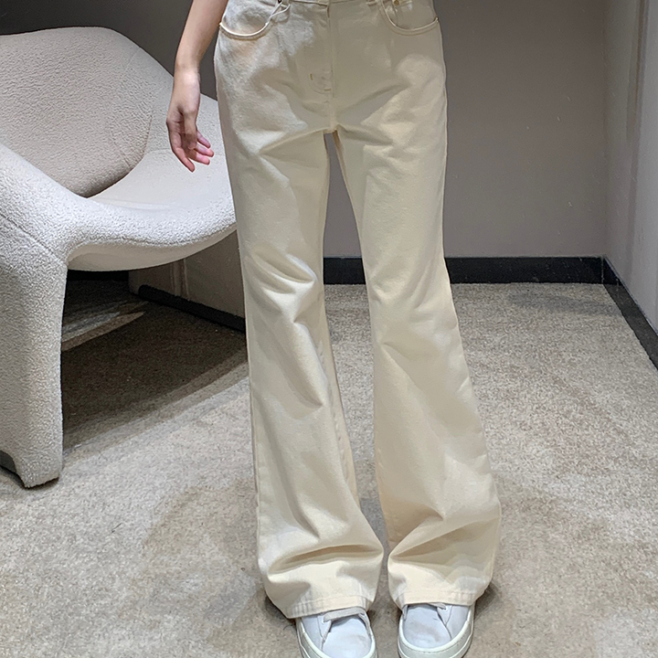 샤넬 투버튼 마이크로 로고 자수 청바지