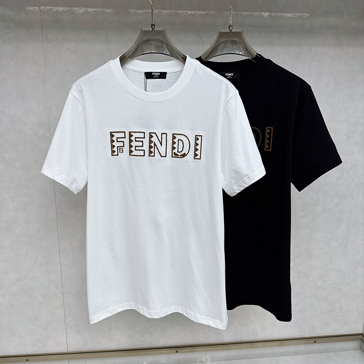 펜디 부드러운 촉감과 편안한 착용감 신상 반팔 티셔츠